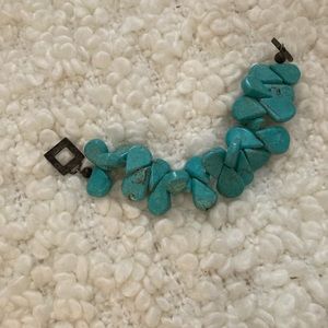 Amazingly beautiful solid real turquoise stone teardrop cut bracelet